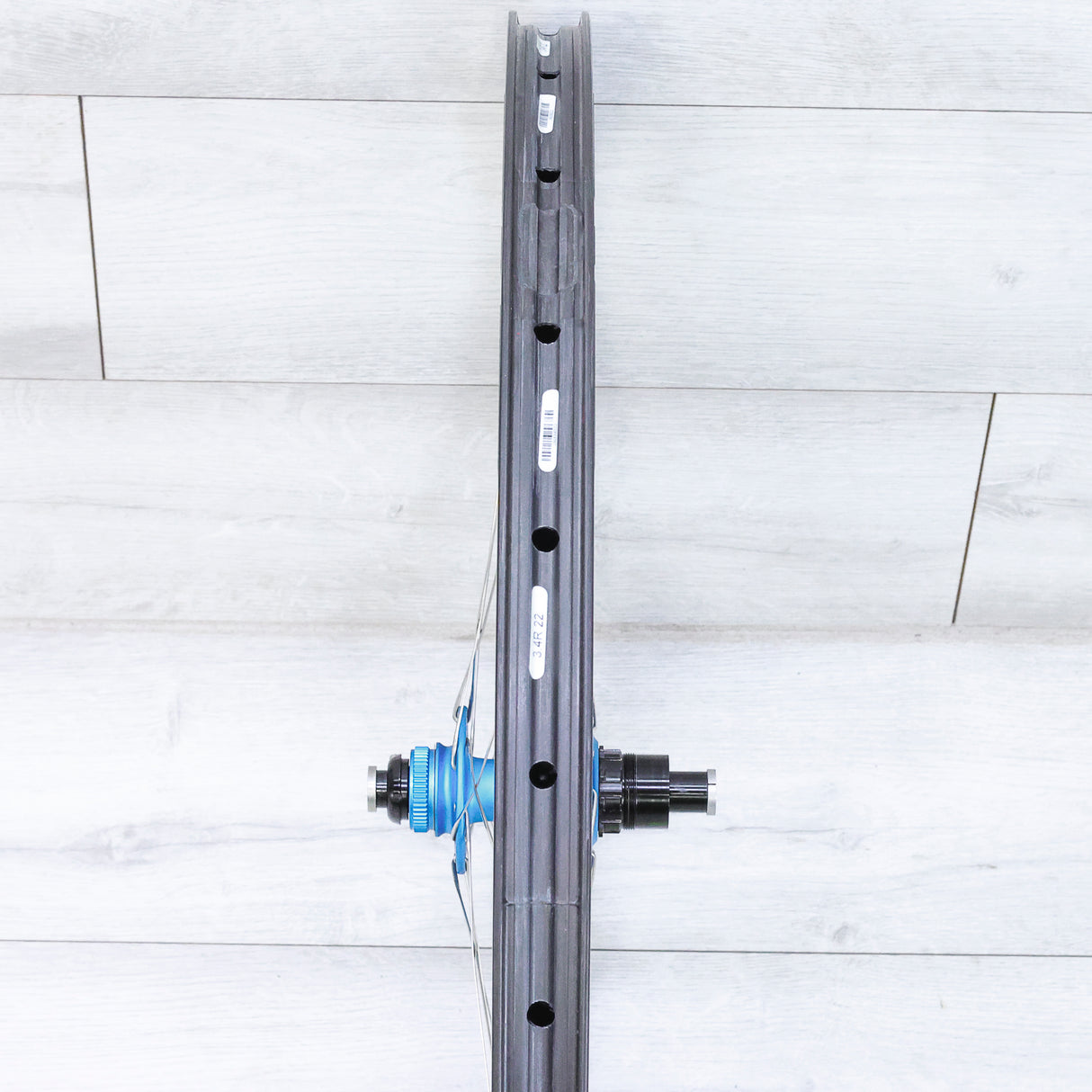 ENVE SES 3.4 wtih Chris King R45D Hubs Carbon Disc Wheelset - 700c, Tubeless, Center Lock, XDR 12-Speed