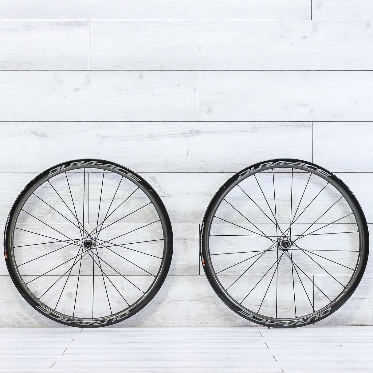 Shimano Dura-Ace C40 Carbon Wheelset - 700c, Tubeless, Center Lock, HG 11 - Speed