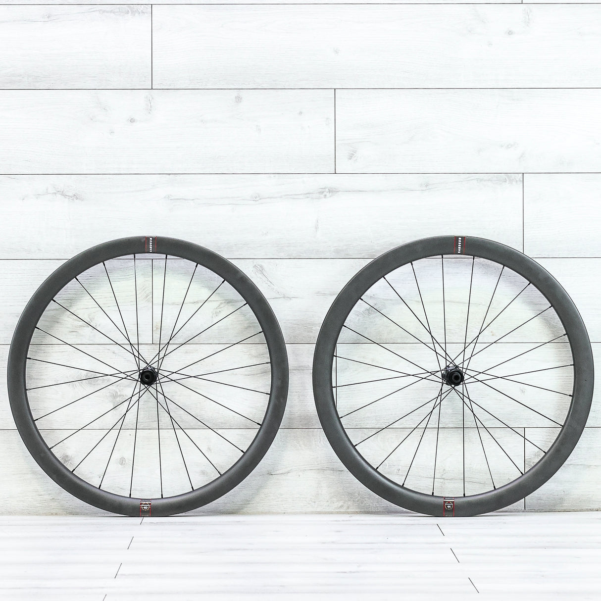 Reserve 40/44 Carbon Wheelset - 700c, Tubeless, Center Lock, HG 11 - Speed