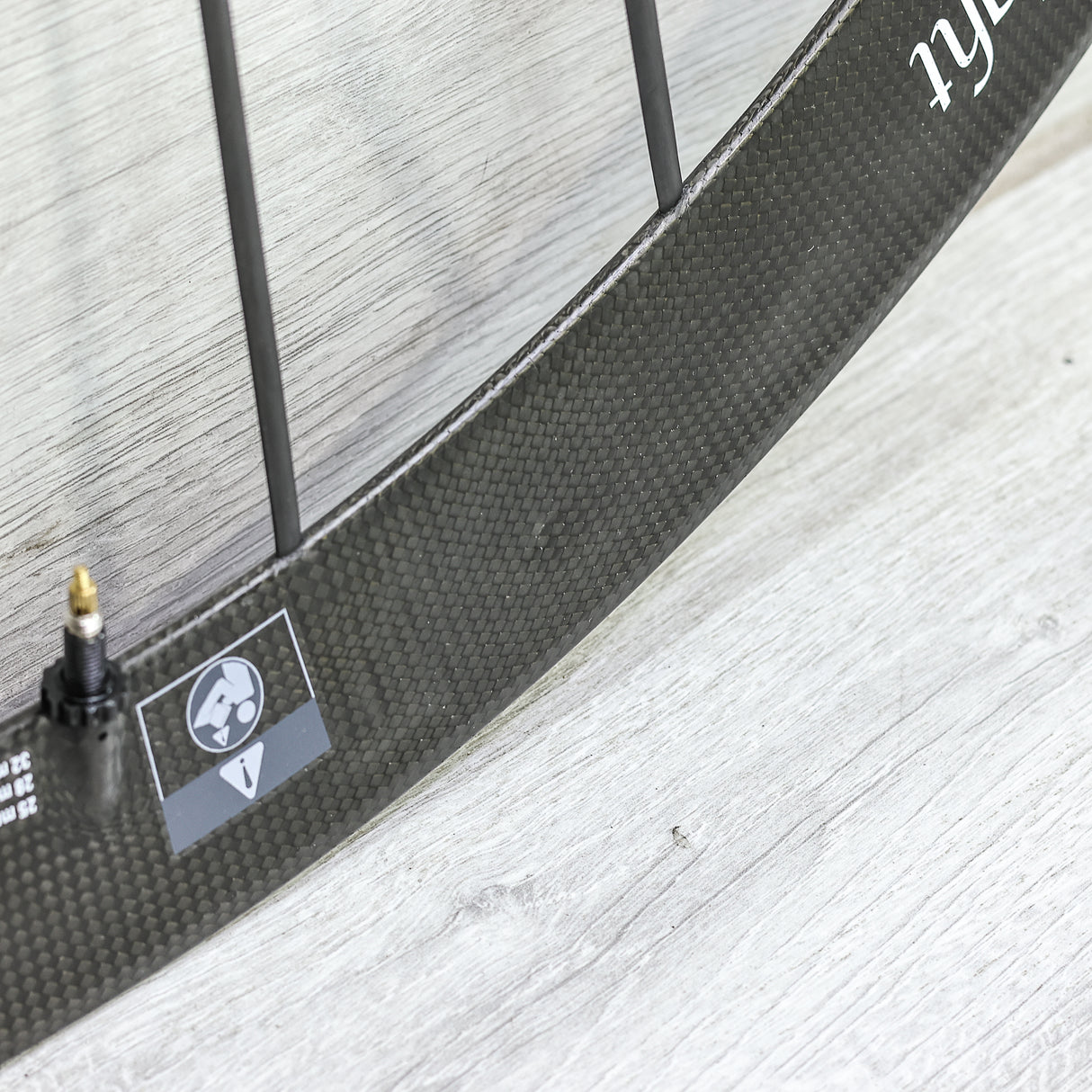 Lightweight Mielenstein Obermeyer EVO Carbon Disc Wheelset - 700c, Tubeless, Center Lock, Campagnolo 12-Speed