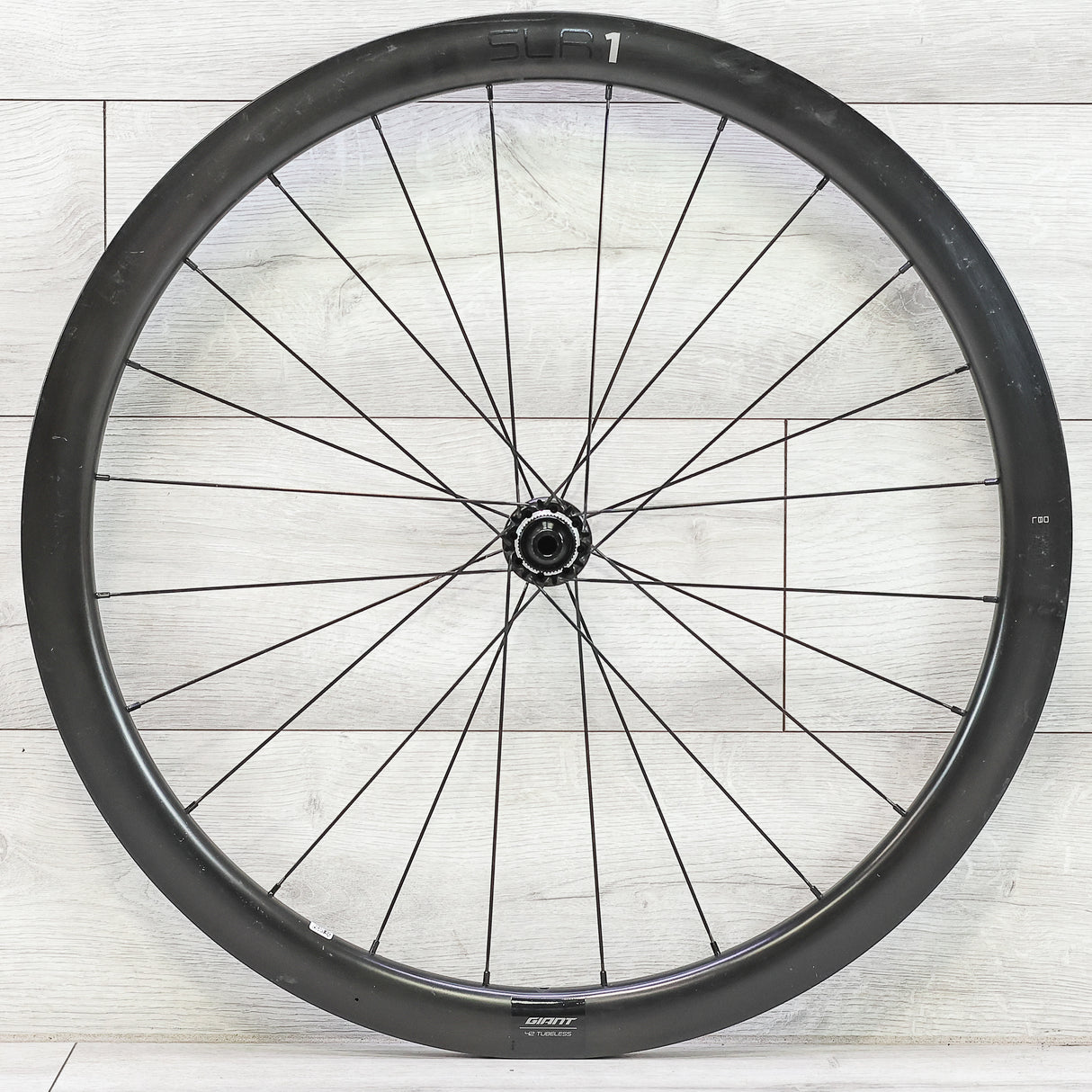 Giant SLR 1 42 Carbon Road Disc Wheelset - 700c, Tubeless, Center Lock, XDR 11/12-Speed