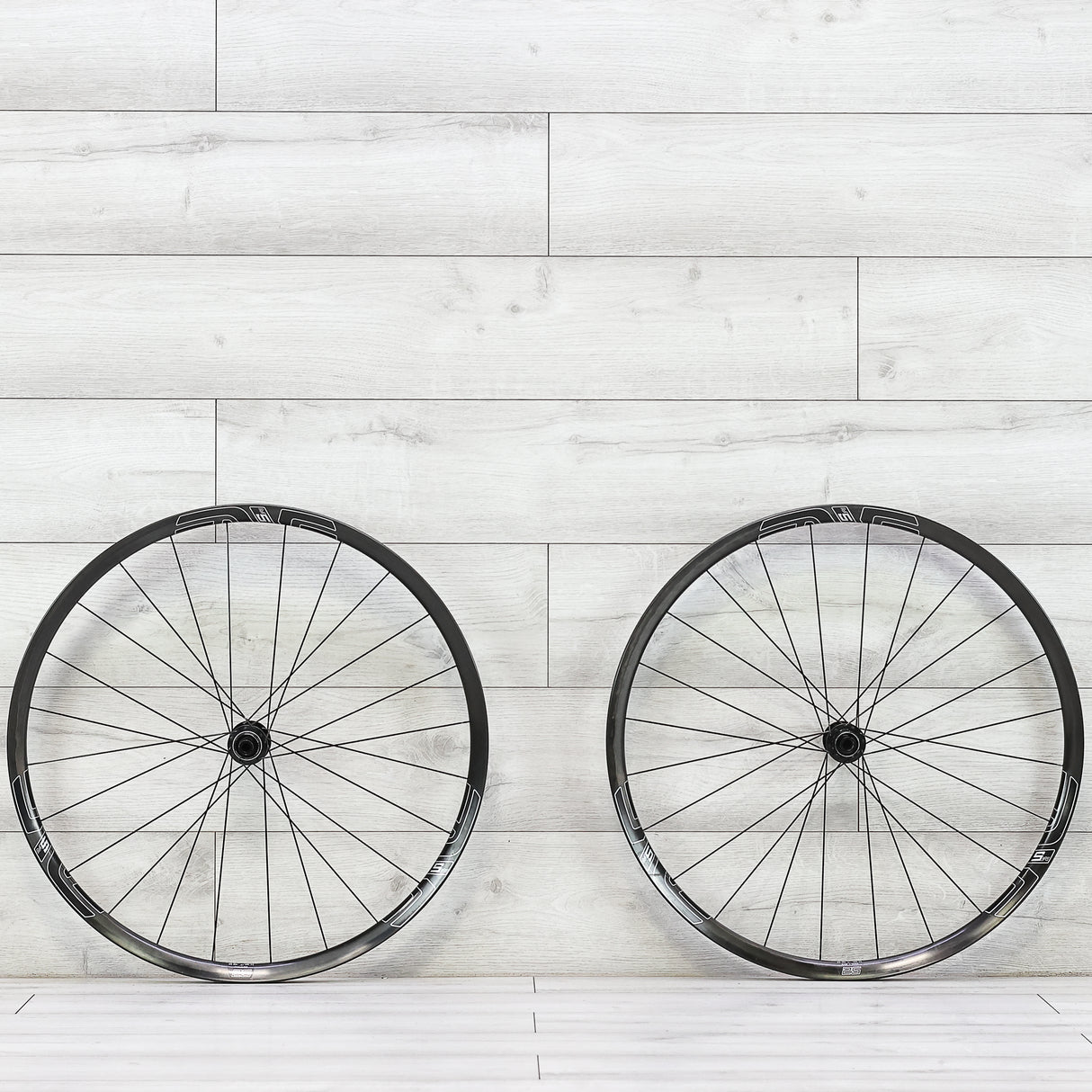 ENVE M525 Carbon MTB Disc Wheelset - 29", Tubeless, Center Lock, SRAM XD 12-Speed