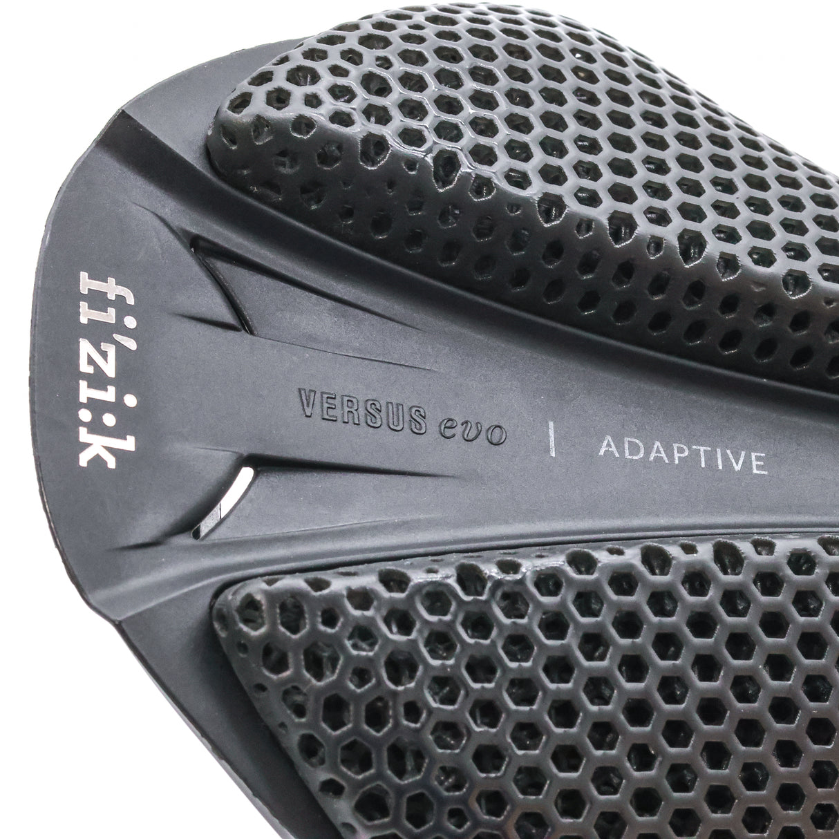 Fizik Antares Versus EVO Adaptive R3 Saddle - 139mm