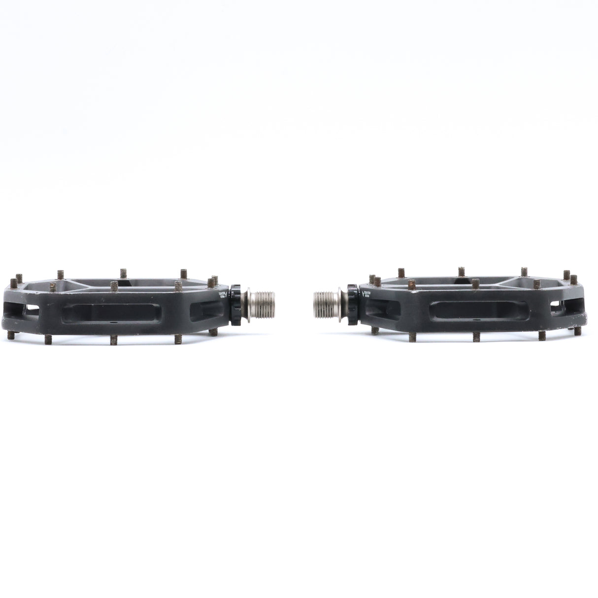 Shimano Deore XT PD-M8040ML Alloy Flat MTB Pedals - 492g, 55mm