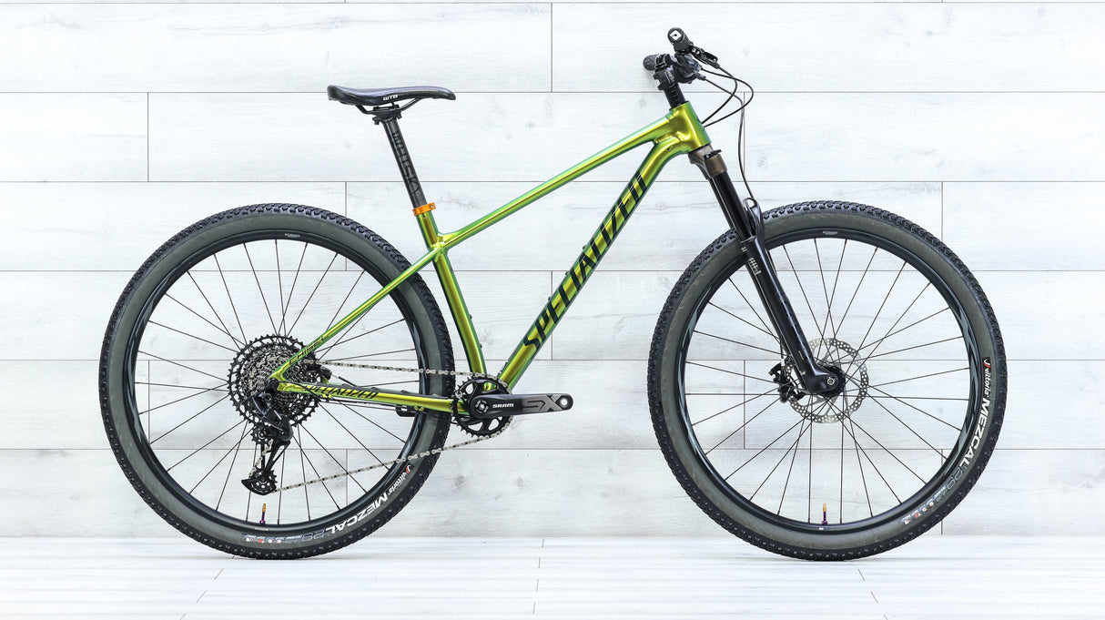 Specialized Chisel Mountain Bike - 2021, Medium