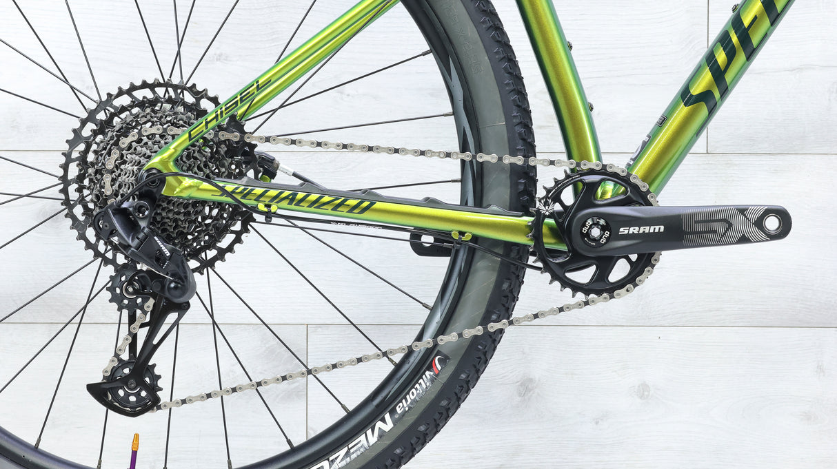 Specialized Chisel Mountain Bike - 2021, Medium