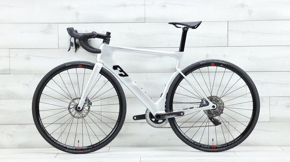 2023 3T Strada Force AXS Road Bike - 54cm