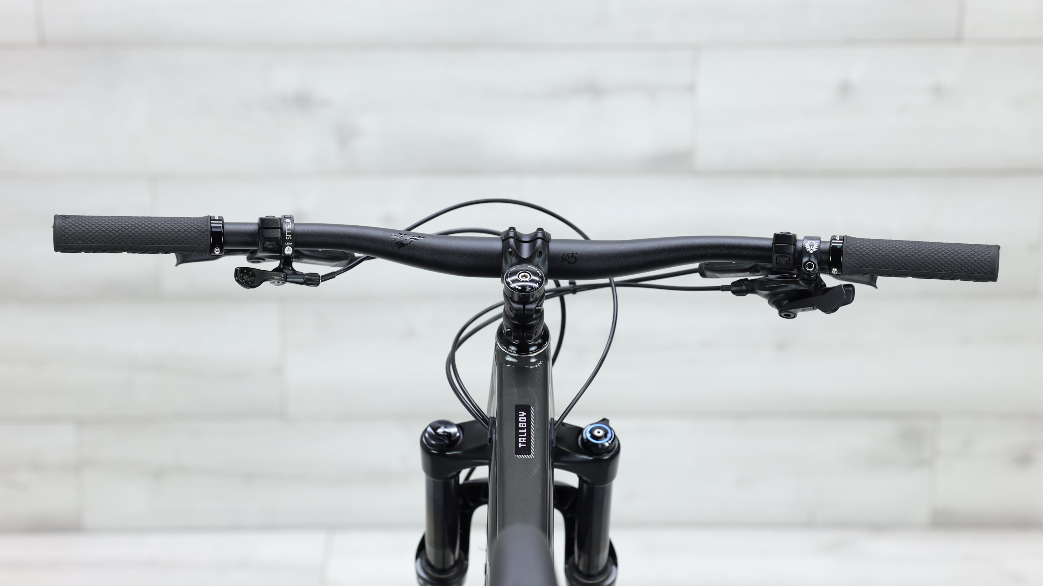 2021 Santa Cruz Tallboy D Mountain Bike - Large – Cycle Limited