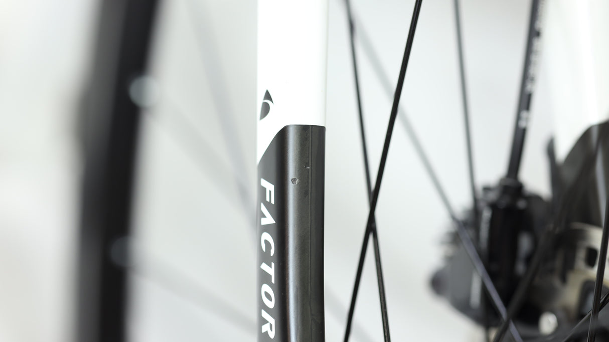 2020 Factor O2 Road Bike - 56cm