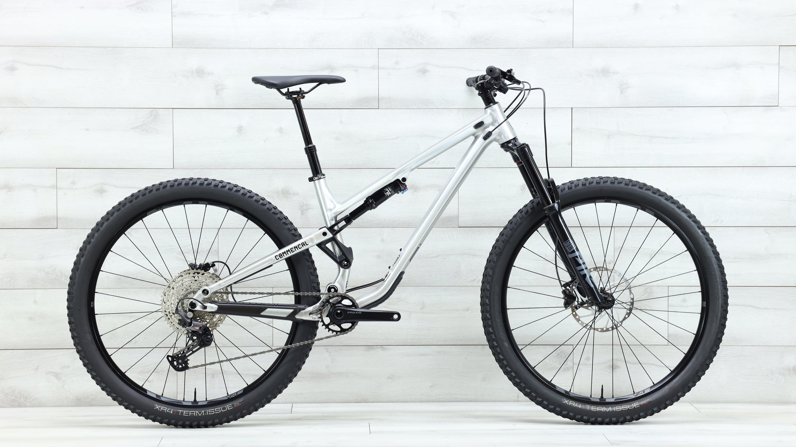 2023 Commencal Meta TR 29 Mountain Bike Medium