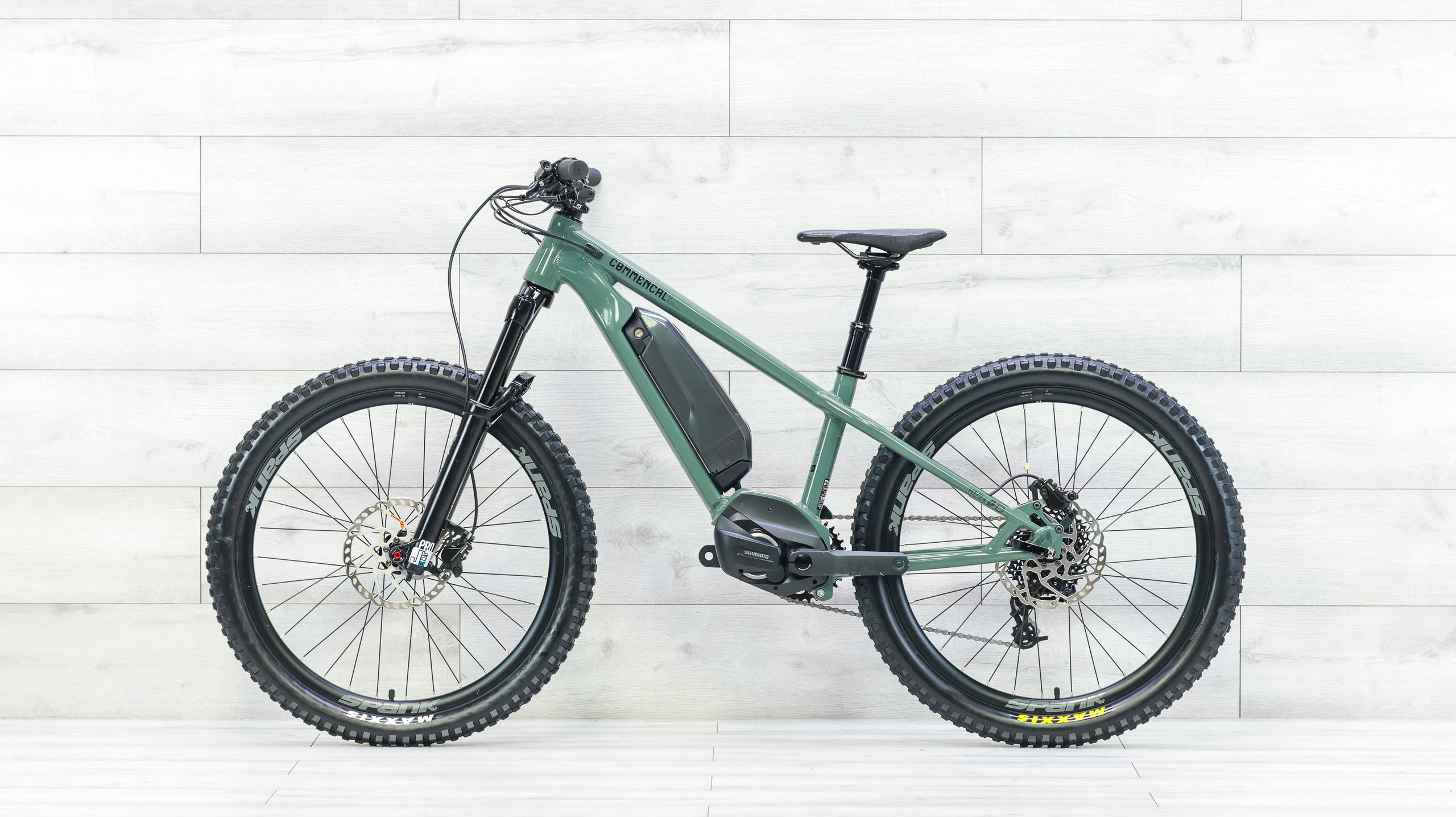 electric bicycle 2022 Commencal Meta HT 24 Power Kids Mountain E-Bike