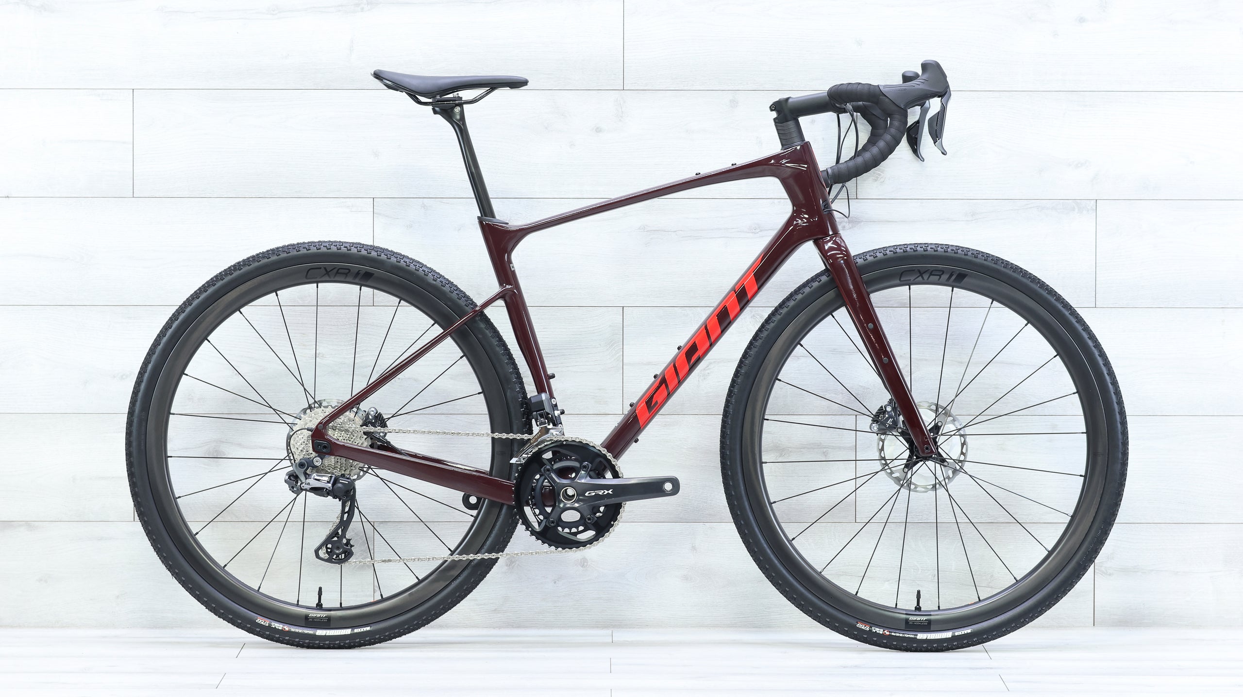 giant gravel bikes 2022 Giant Revolt Advanced Pro 0 Gravel Bike