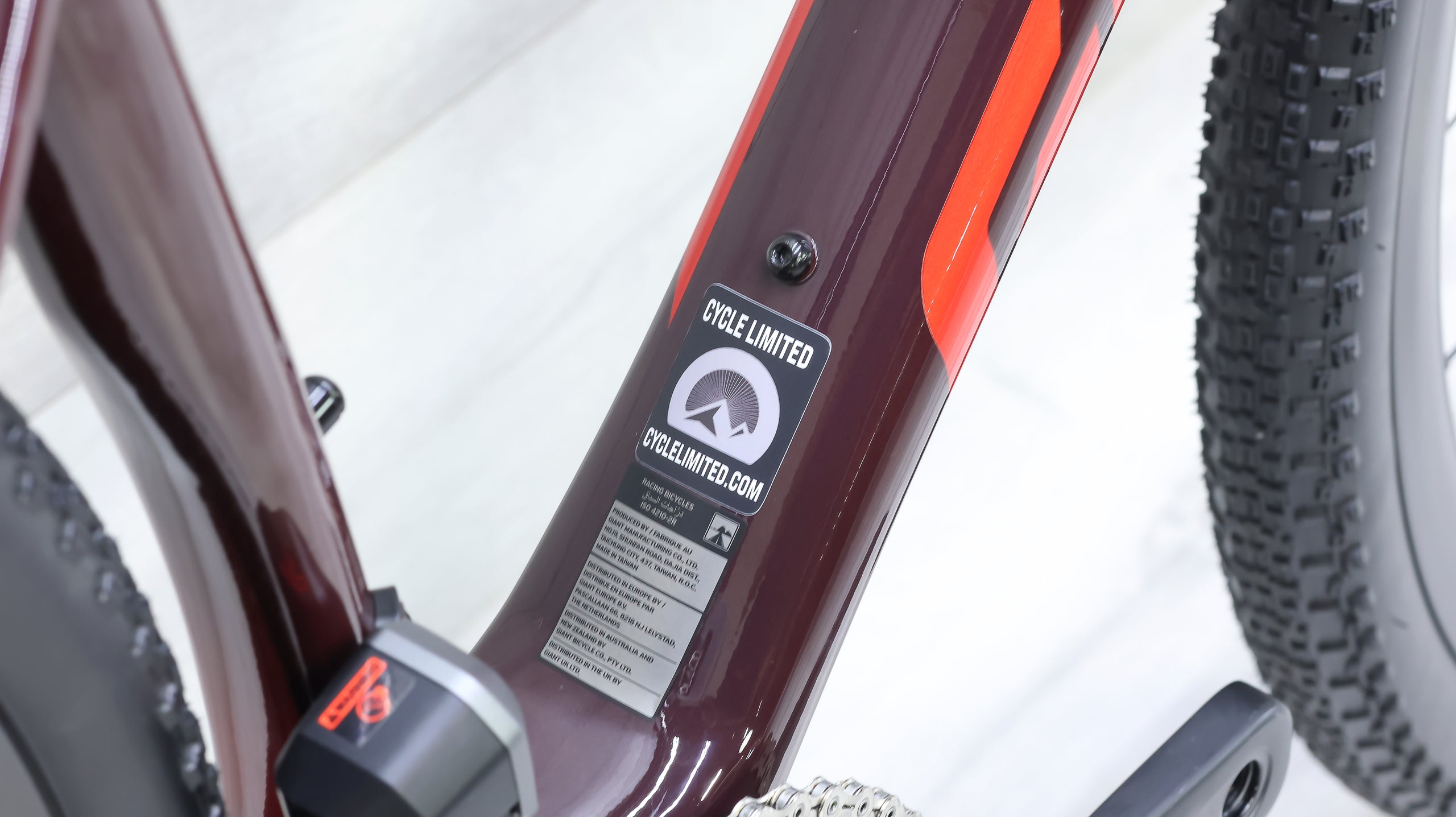 giant gravel bike uk Giant Revolt Advanced Pro 0 Gravel Bike