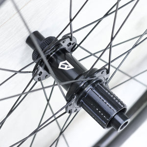 Knight TLA 35 Carbon Center Lock Disc Brake Tubeless Wheelset - 700c, HG 11-Speed