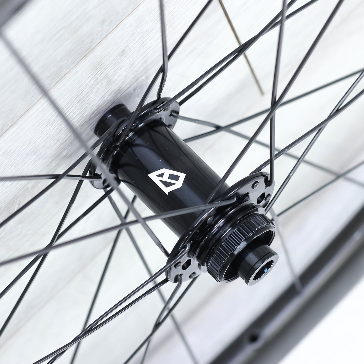 Knight TLA 35 Carbon Center Lock Disc Brake Tubeless Wheelset - 700c, HG 11-Speed