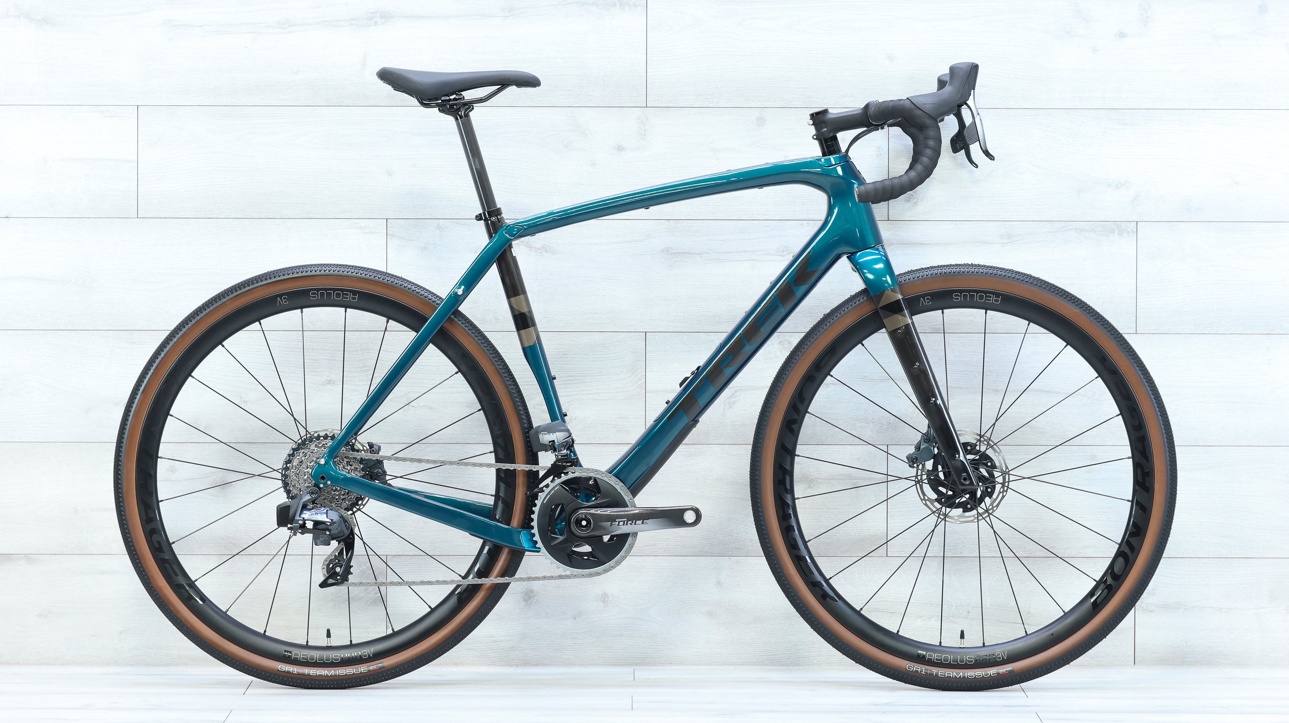 Trek Checkpoint SL 7 eTap Gravel Bike