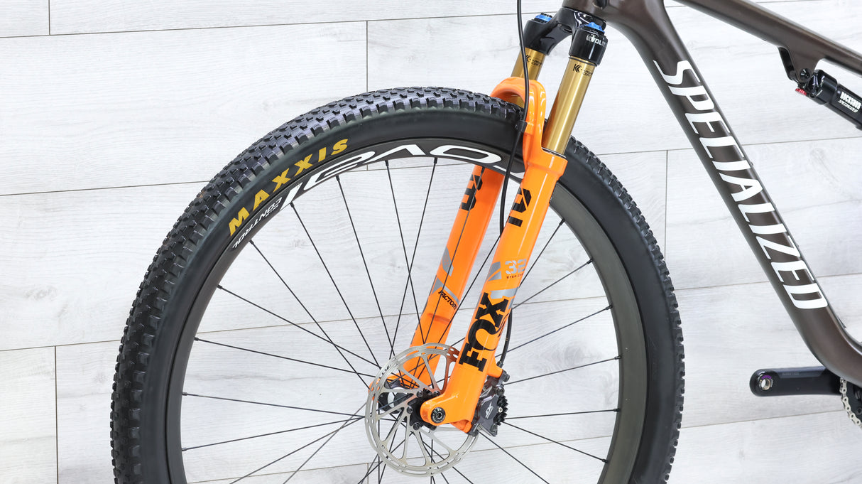 Specialized Epic Pro Mountain Bike - 2022, Medium