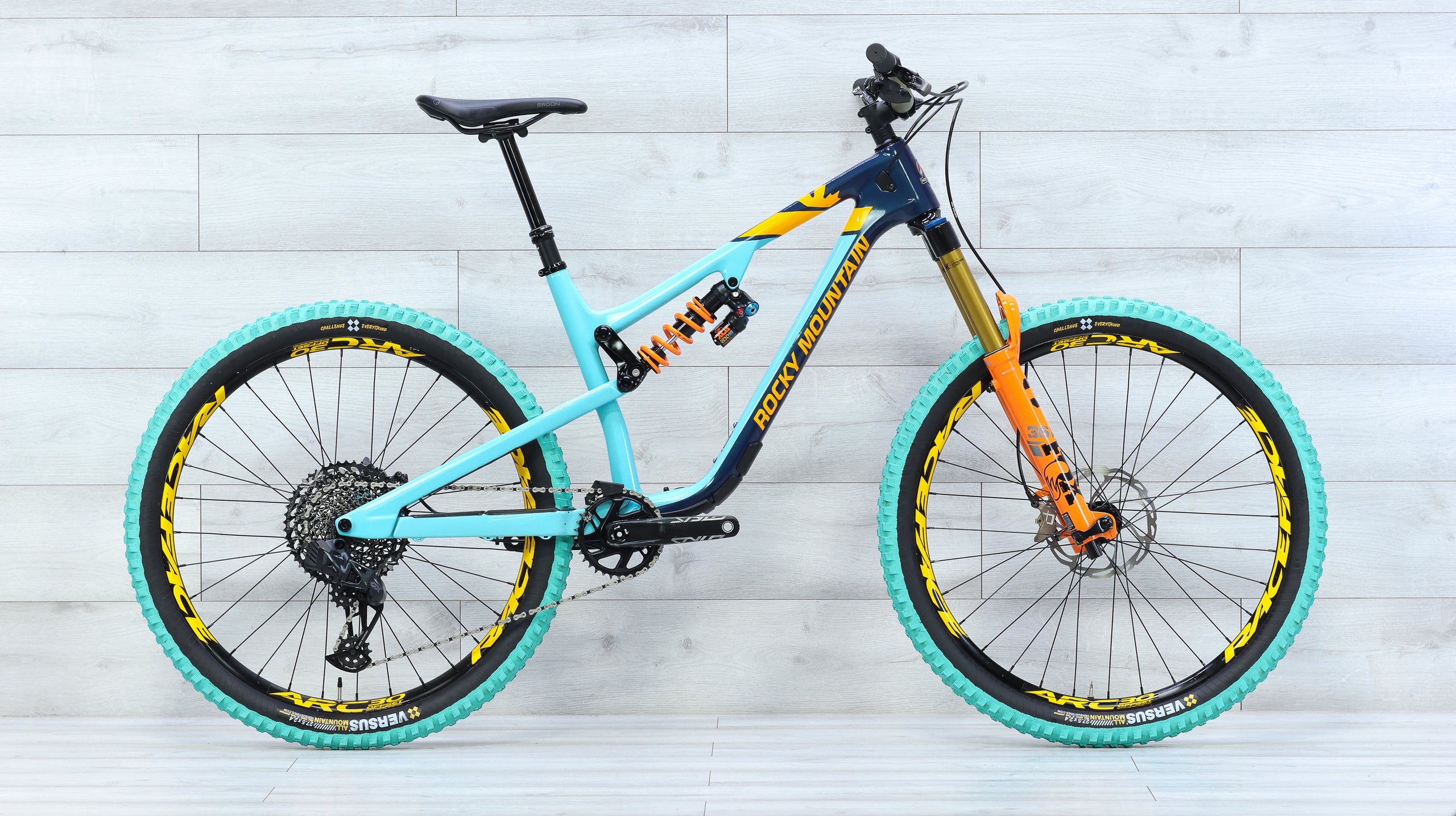 Rocky Mountain Altitude Carbon AXS Mountain Bike 2019, Medium