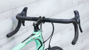 Bianchi Infinito CV Campagnolo Record Road Bike - 2017, 59cm