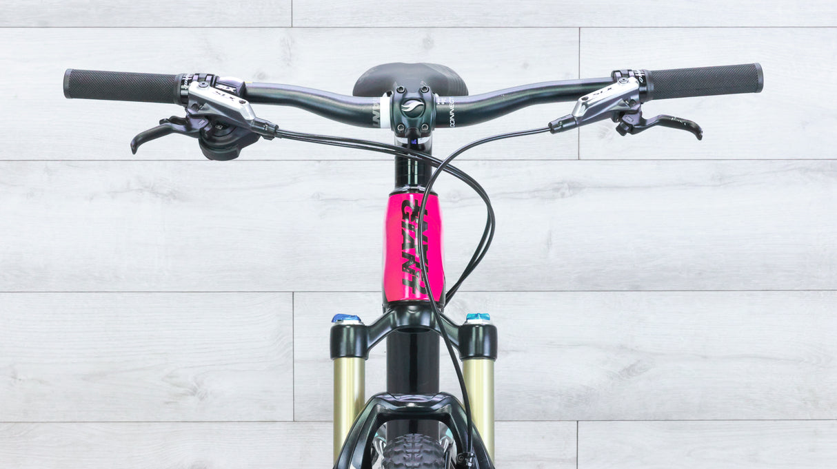 Giant Lust Advanced 2 Mountain Bike - 2014, Medium