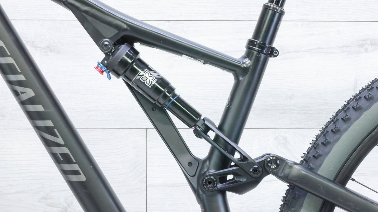 Specialized Stumpjumper Alloy Mountain Bike - 2022, Medium (S3)