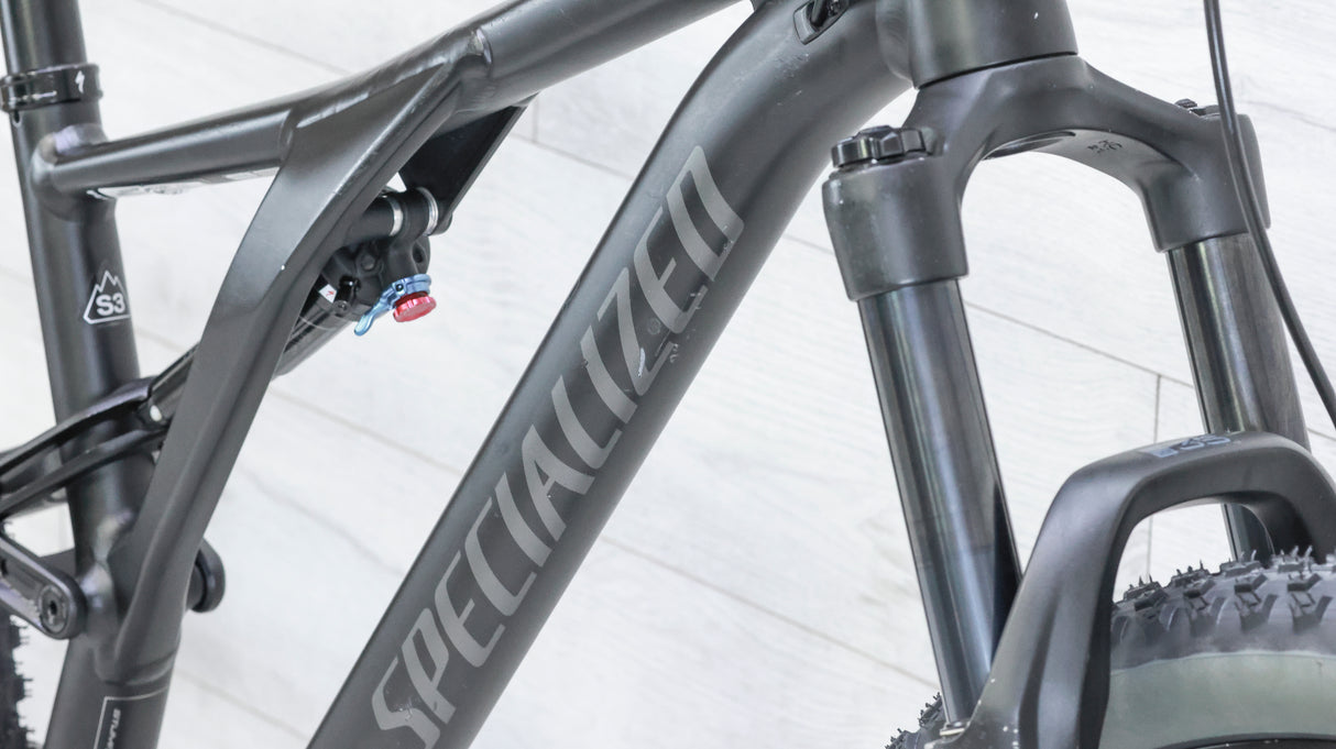 Specialized Stumpjumper Alloy Mountain Bike - 2022, Medium (S3)