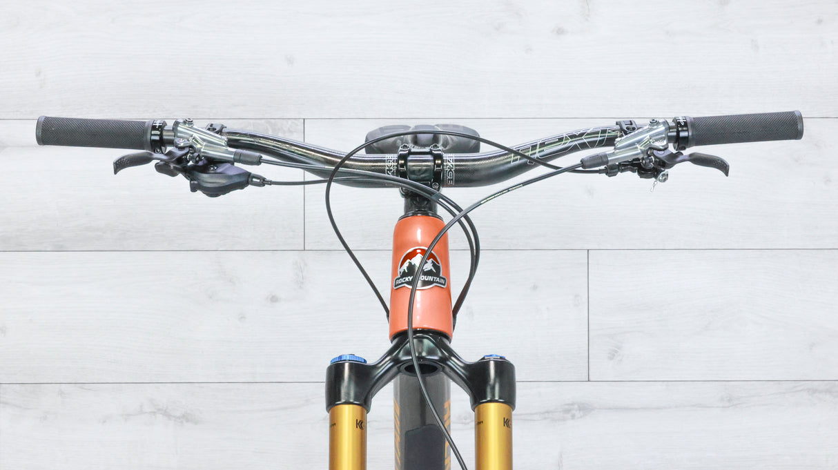 Rocky Mountain Altitude Carbon 90 Rally Edition Mountain Bike - 2022, X-Large