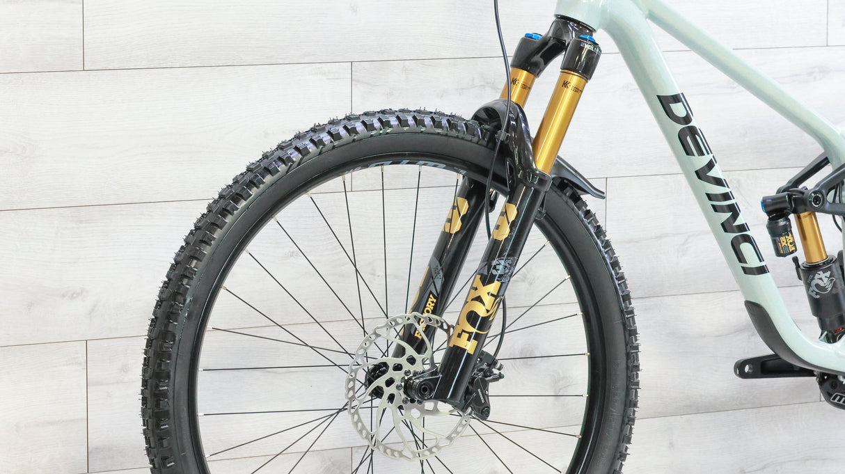 Devinci Chainsaw Factory Mountain Bike - 2025, Medium