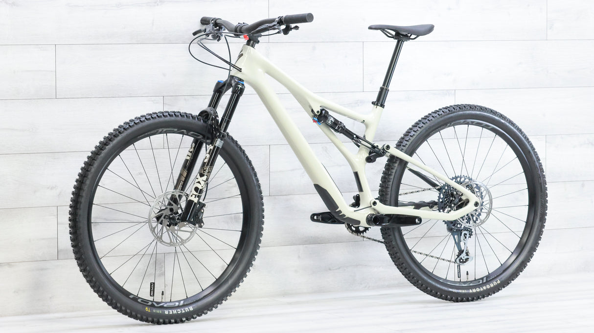 Specialized Stumpjumper Expert Mountain Bike - 2022, Large (S4)