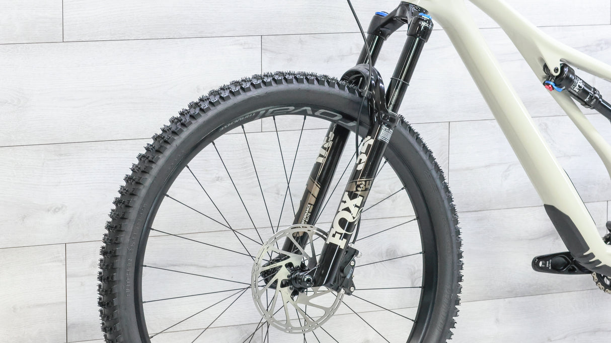 Specialized Stumpjumper Expert Mountain Bike - 2022, Large (S4)