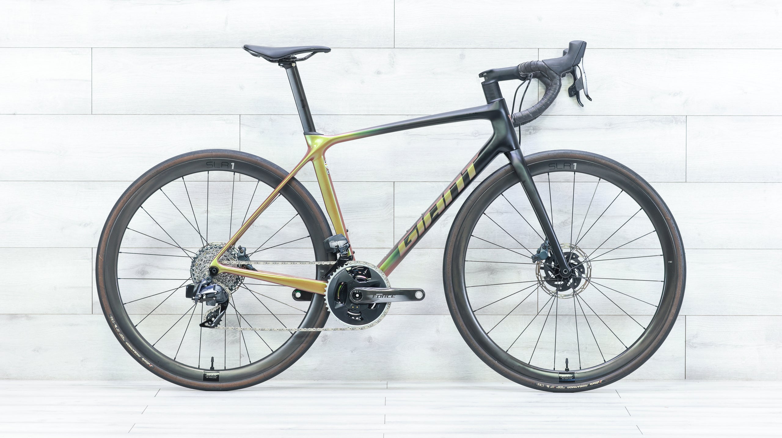 rennräder 2023 test Giant TCR Advanced Pro Disc 0 AR Road Bike