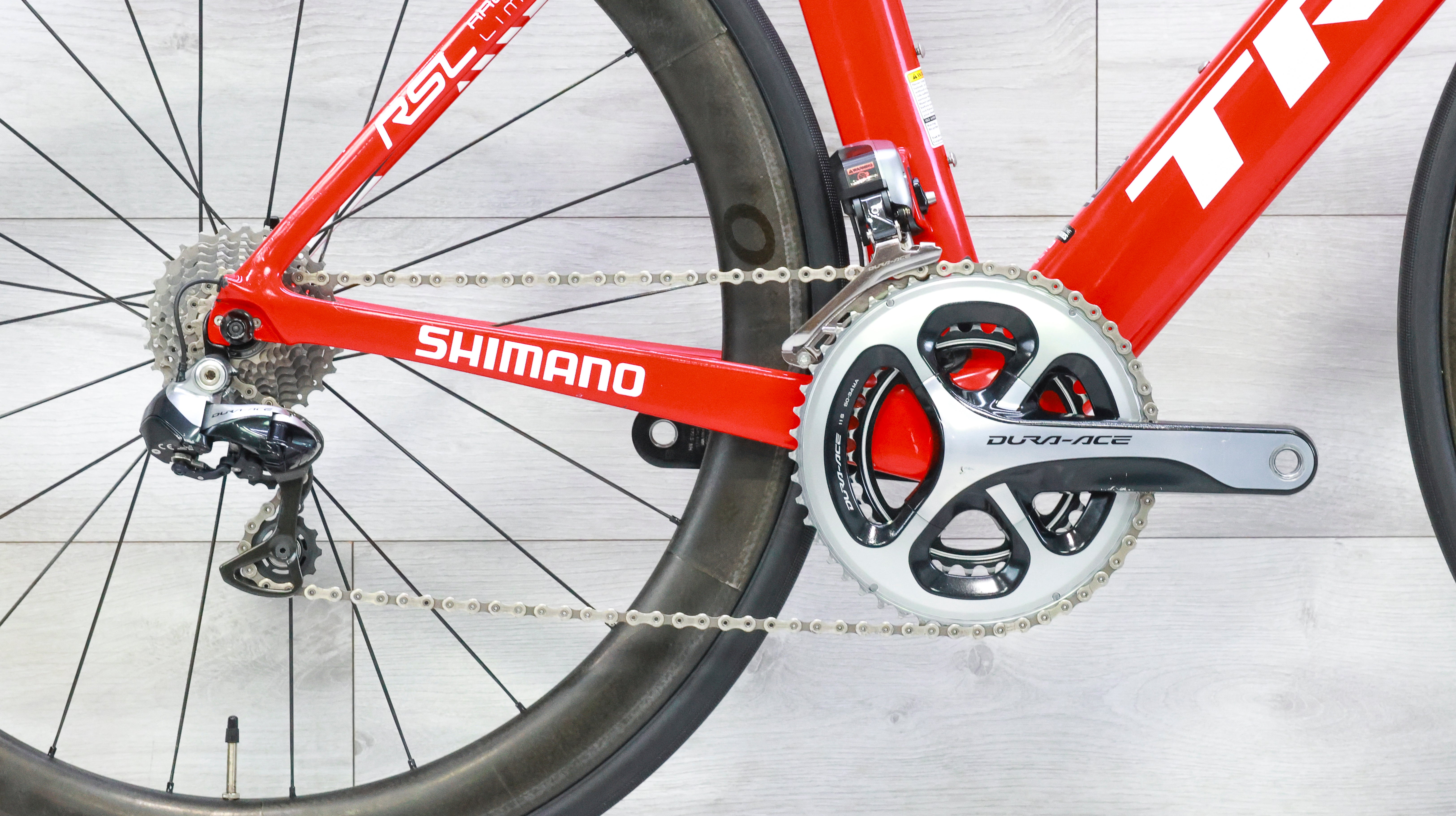 自転車本体 TREK MADONE 9 PROJECT ONE Di2 PROJECT ONE】TREK MADONE SLR 9 DISC e-TAPAXS [SRAM e-TAP AXS