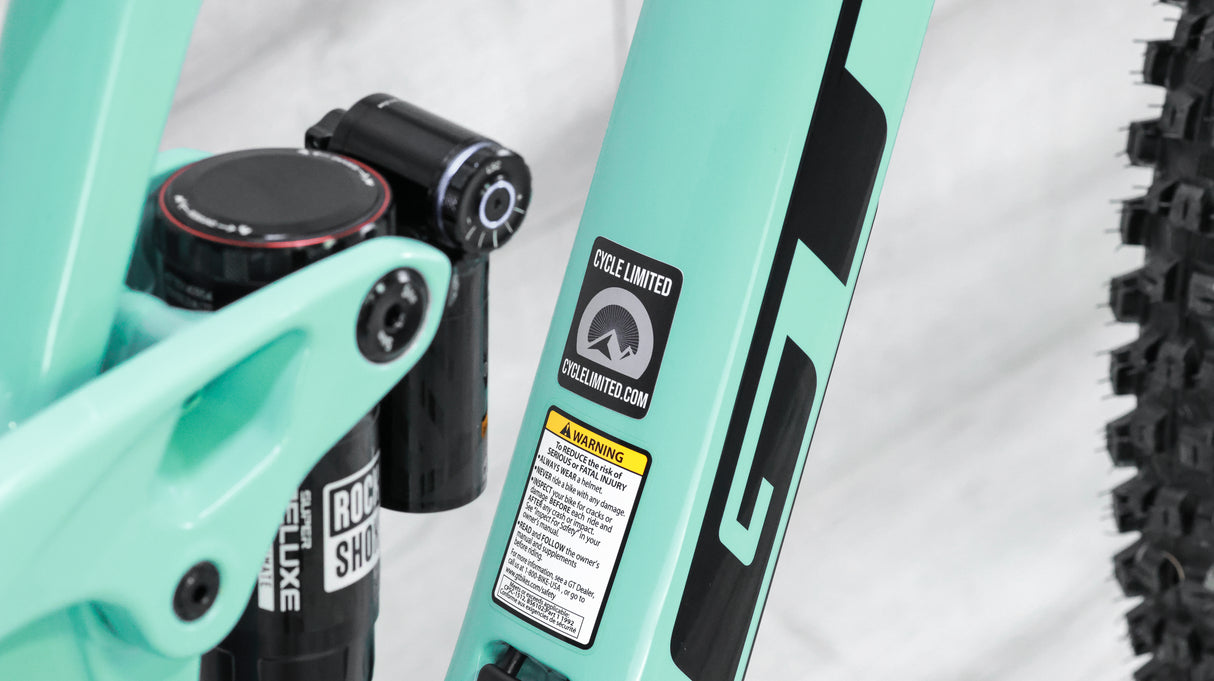 GT Sensor Carbon Pro LE Mountain Bike - 2023, Medium