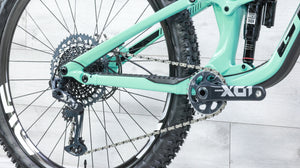 GT Sensor Carbon Pro LE Mountain Bike - 2023, Medium