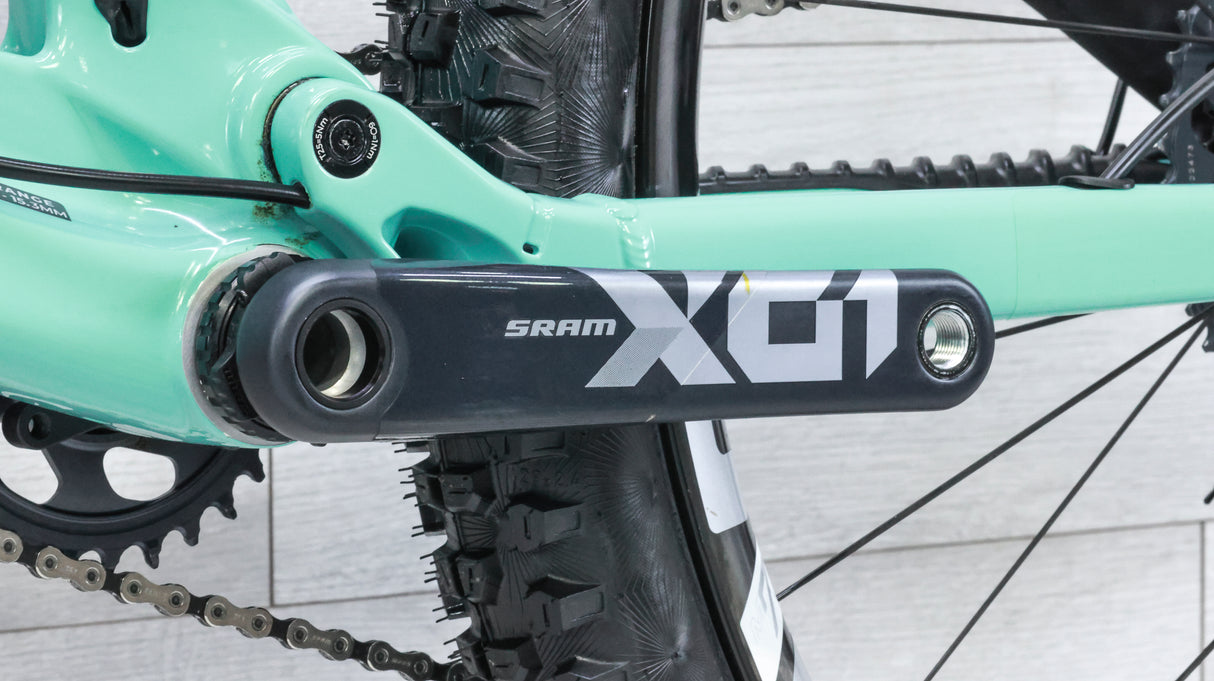 GT Sensor Carbon Pro LE Mountain Bike - 2023, Medium