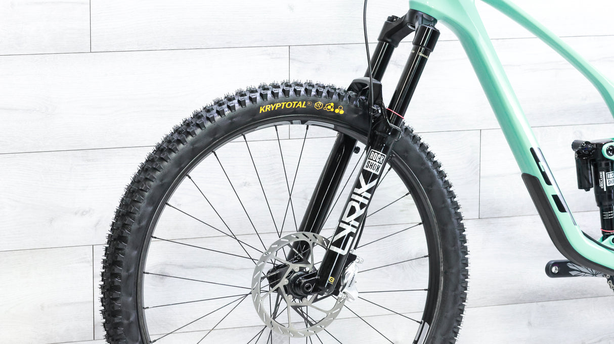 GT Sensor Carbon Pro LE Mountain Bike - 2023, Medium