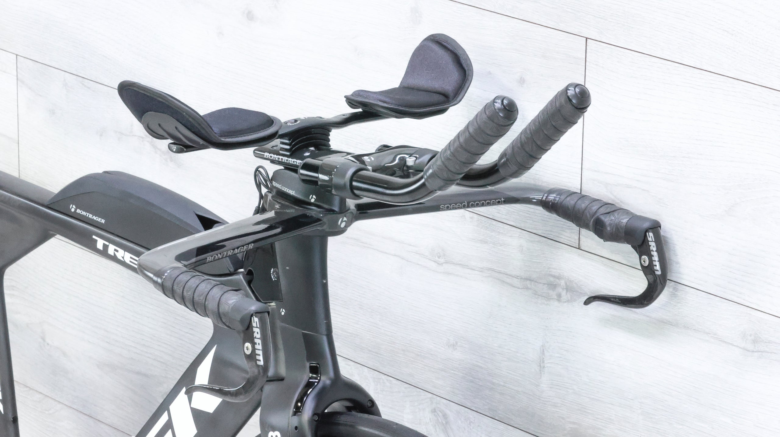 Triathlon Speed Concept Bottle Cage Trek Speed Concept RSL Red AXS