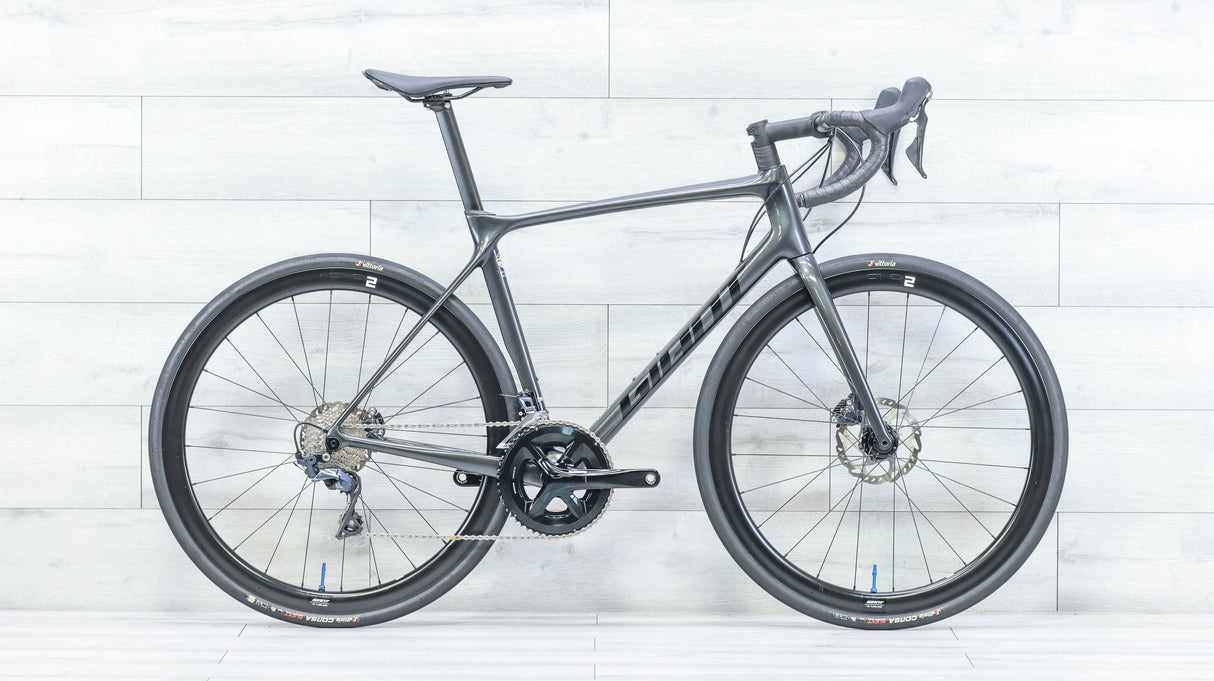 Giant TCR Advanced Disc 1+ Pro Road Bike - 2022, Med/Large