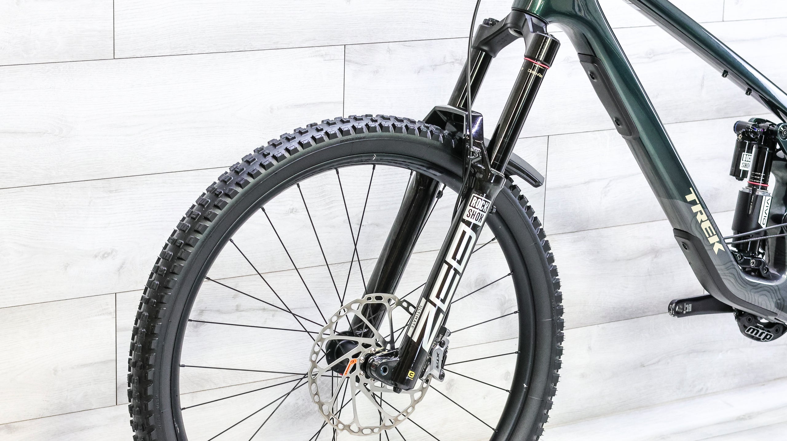 Trek Slash 9.8 XT Gen 6 Mountain Bike Trek Slash 9.8 XT Gen 6 Mountain Bike