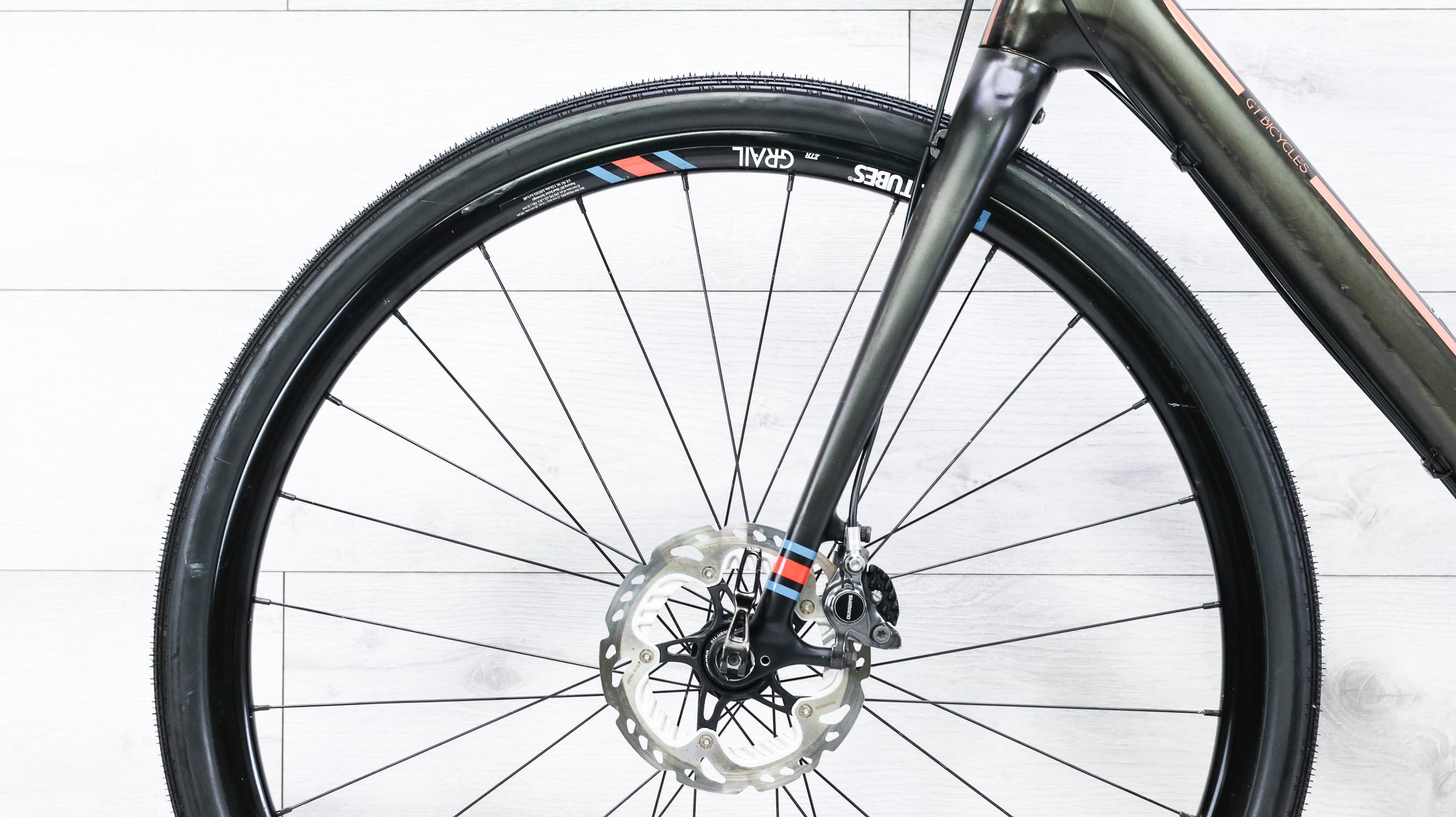 GT Grade Ultegra Di2 Gravel Bike