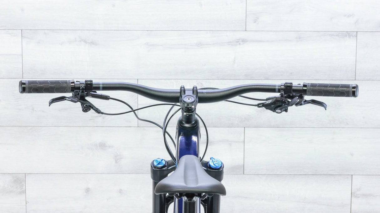Trek Slash 8 Gen 6 Mountain Bike - 2024, Large