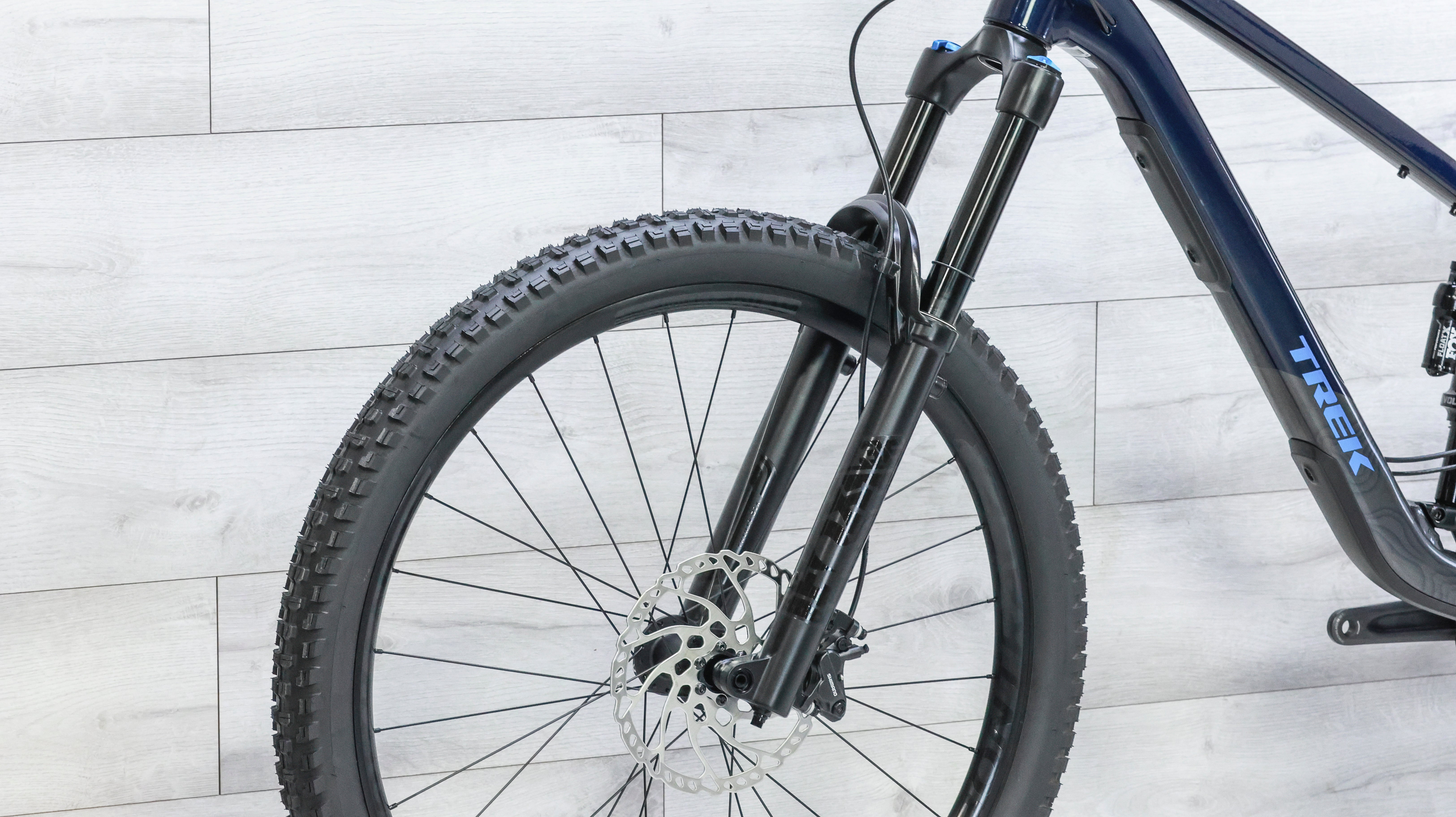 Trek Slash 8 Gen 6 Mountain Bike - 2024, Large – Cycle Limited