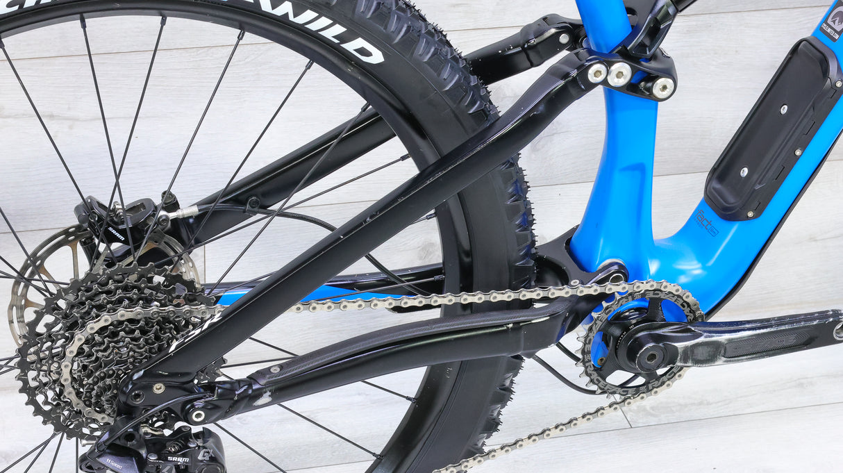 Specialized Stumpjumper FSR Comp Carbon 6Fattie Mountain Bike - 2017, Medium