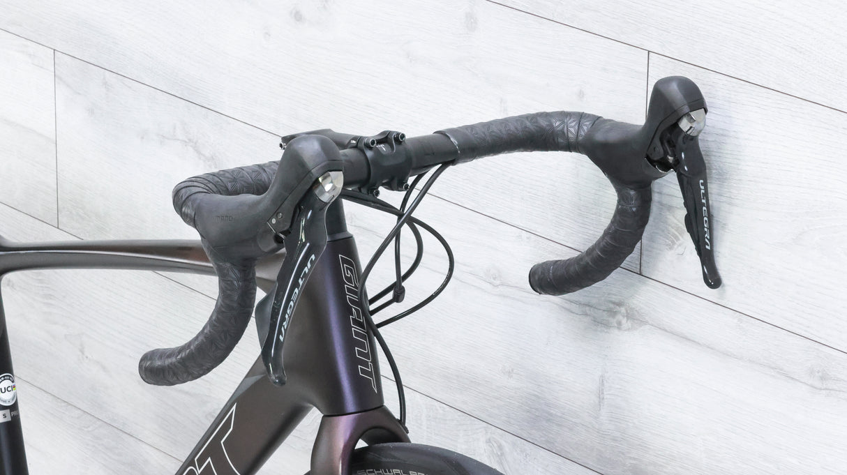 Giant Defy Advanced Pro 2 Road Bike - 2021, Small