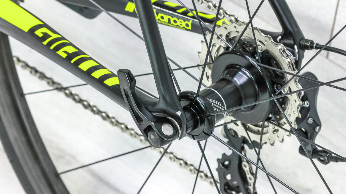 Giant TCR Advanced Pro 1 Road Bike - 2017, Medium