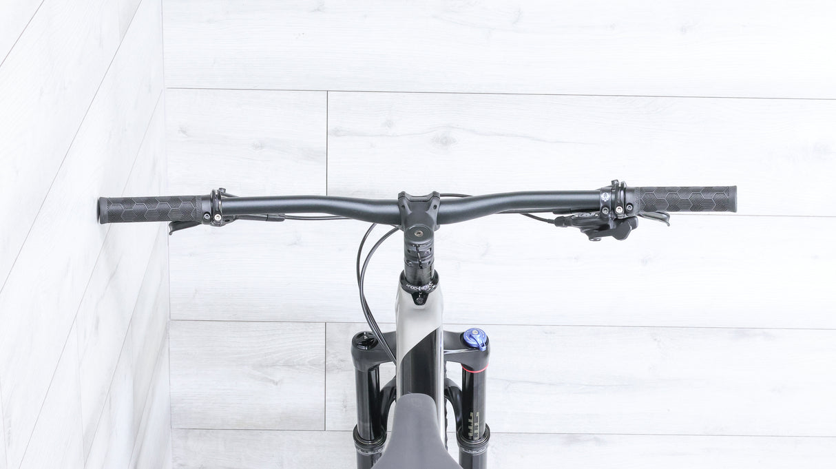 Trek Fuel EX 7 27.5 Mountain Bike - 2019, Med/Large