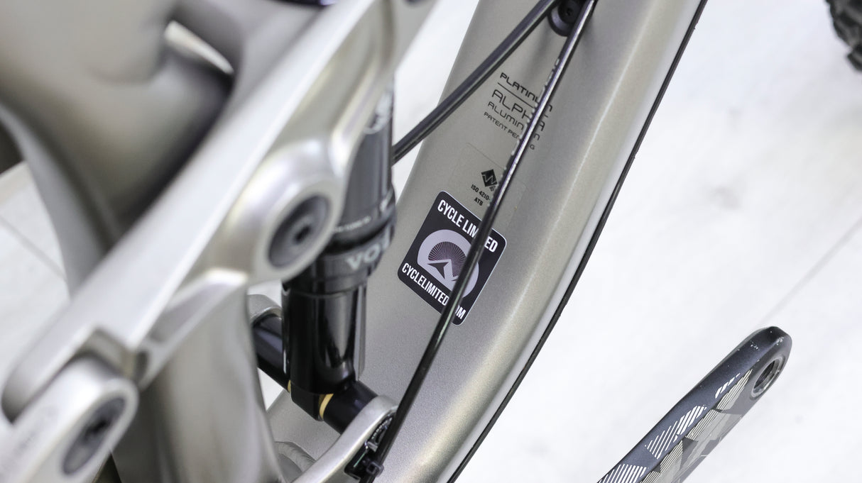 Trek Fuel EX 7 27.5 Mountain Bike - 2019, Med/Large