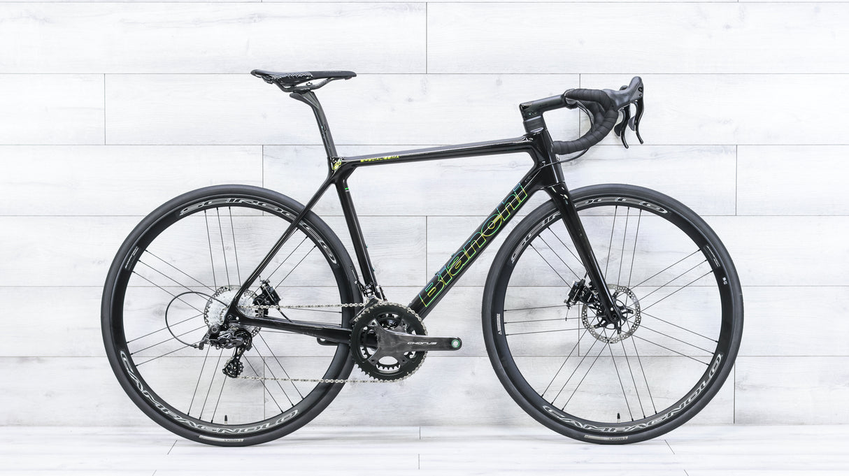 Bianchi Specialissima Disc Campagnolo Chorus Road Bike - 2022, 55cm