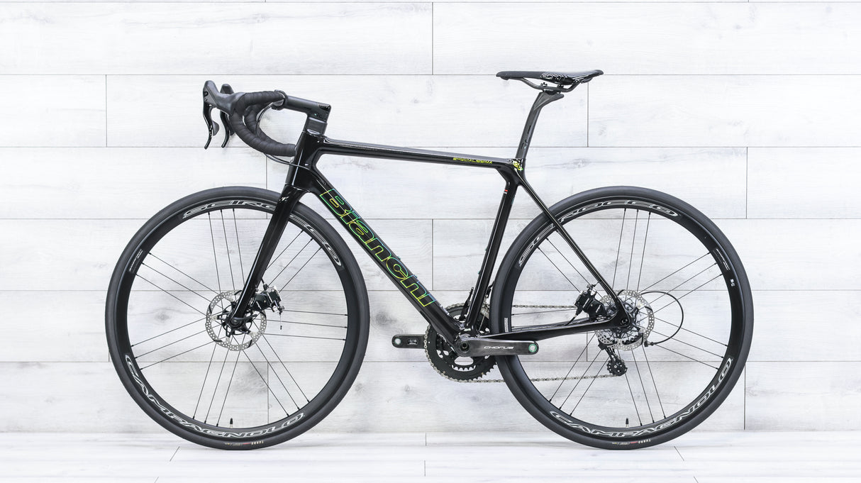 Bianchi Specialissima Disc Campagnolo Chorus Road Bike - 2022, 55cm