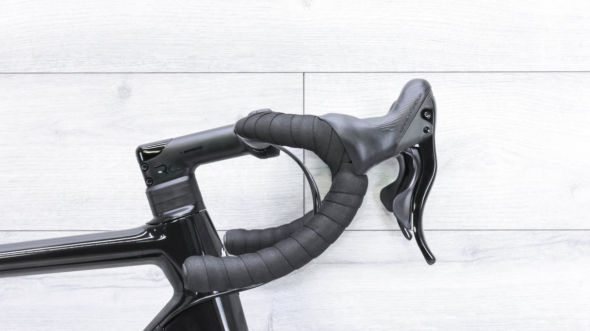 Bianchi Specialissima Disc Campagnolo Chorus Road Bike - 2022, 55cm